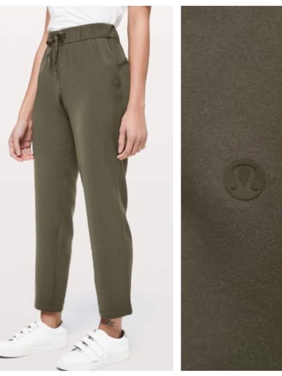 lululemon athletica Pants - Lululemon Olive Green On The Fly Pant Woven 12